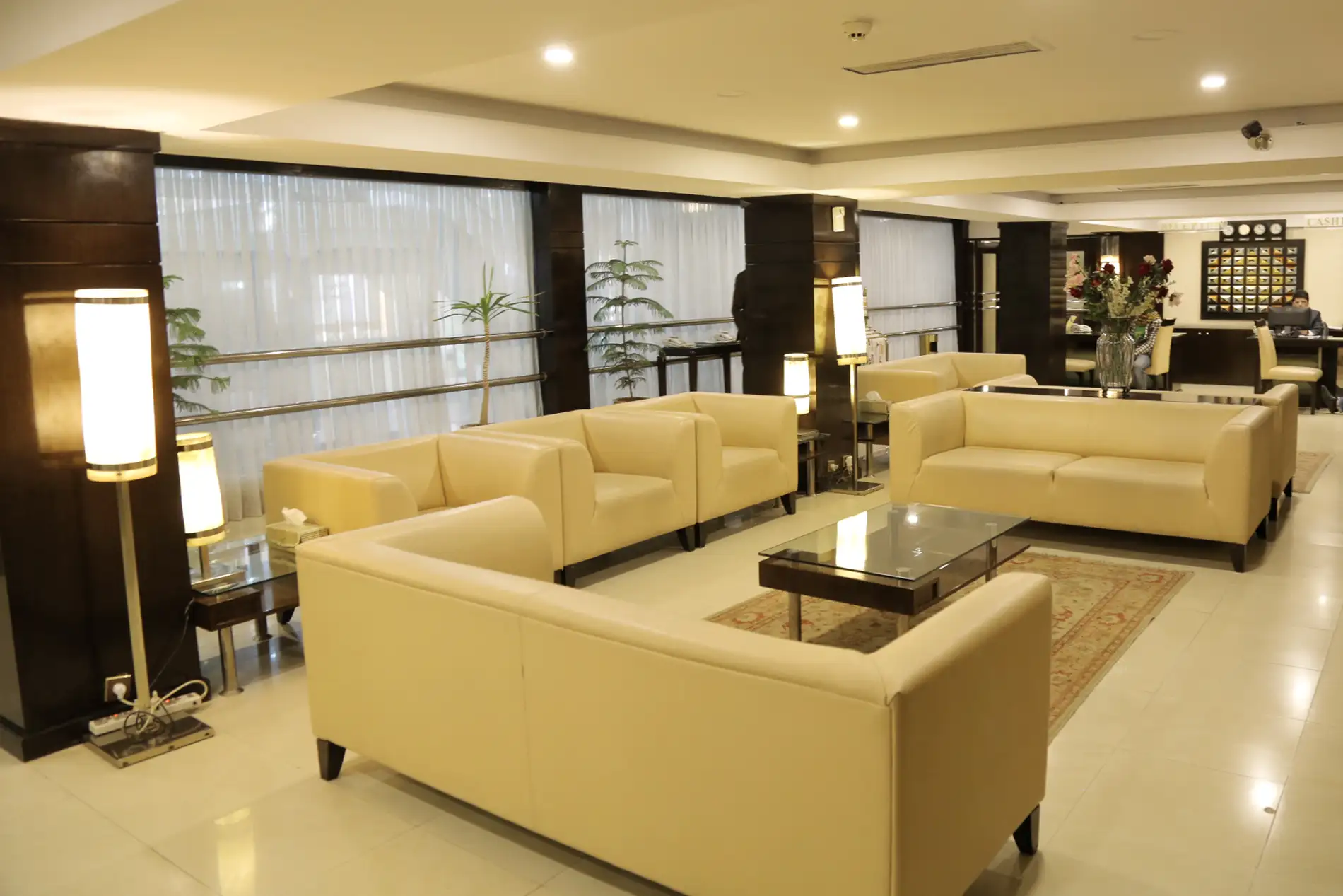 Safi Landmark Hotel & Suites lobby